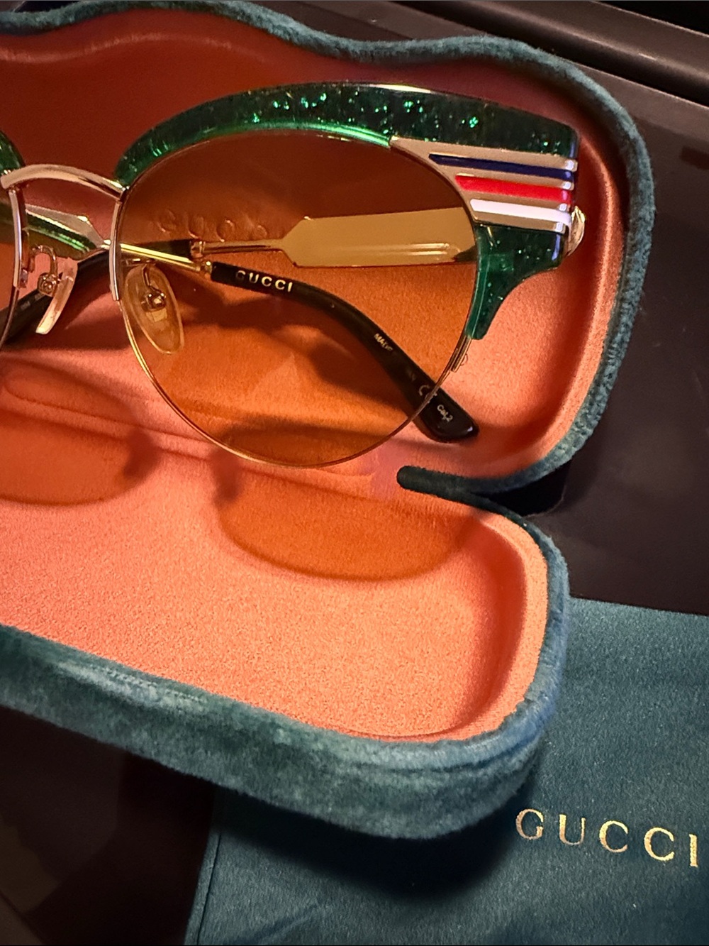 Gucci Sunglasses - Picture 6 of 11